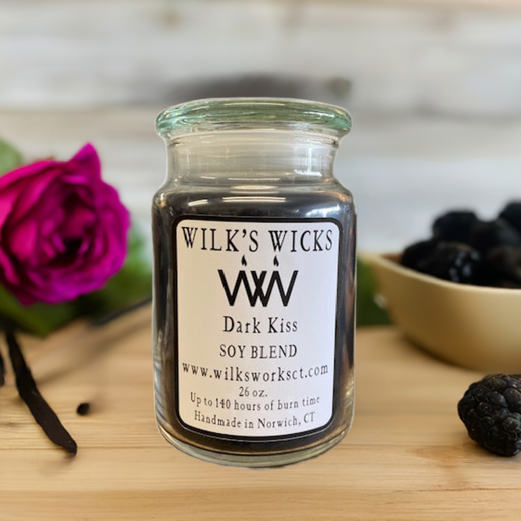 Dark Kiss Candle