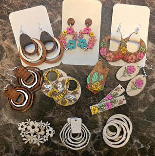 Class: Merry & Bright: Ornament and Earring Workshop - Tuesday 12/1/26