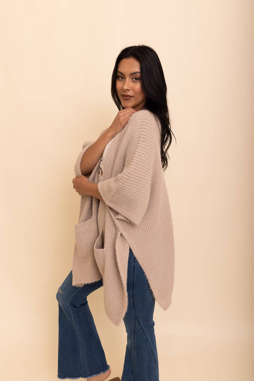 Chic Boucle Cozy Cardigan Poncho